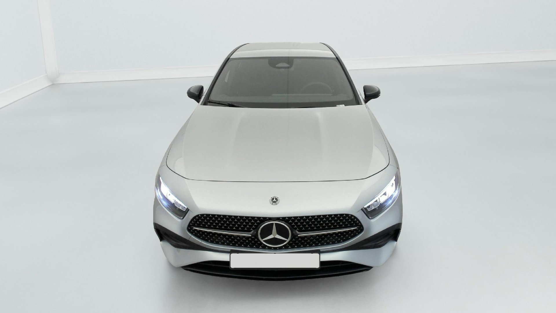 2025 Mercedes-Benz A   