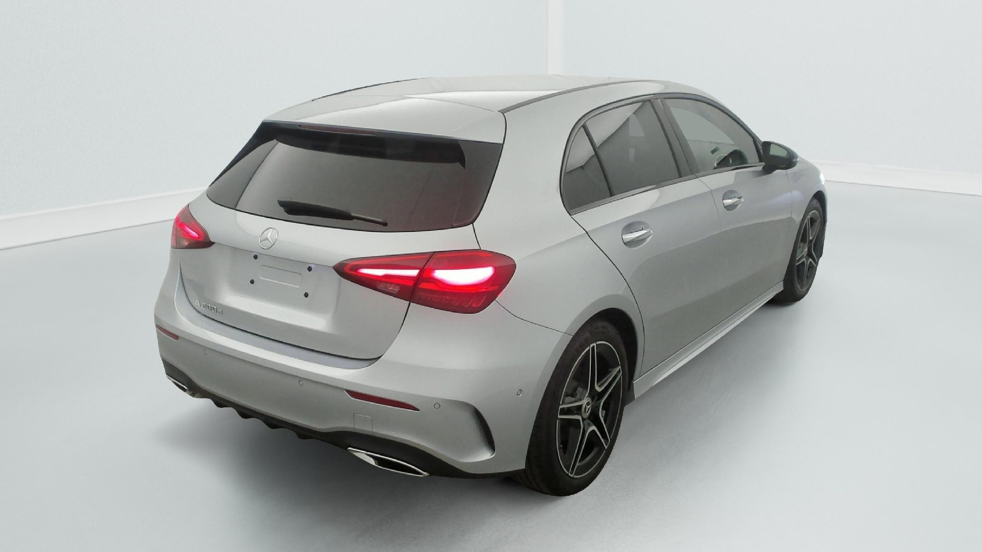 2025 Mercedes-Benz A   