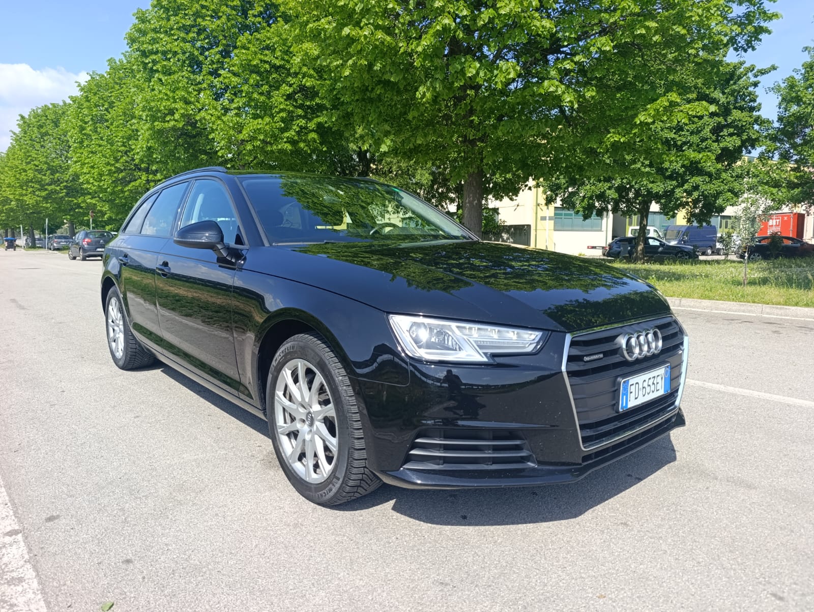 Audi A4 Avant 2.0 TDI Business - Quattro - Diesel - Automatic - 190 hp - 198.000 km Business