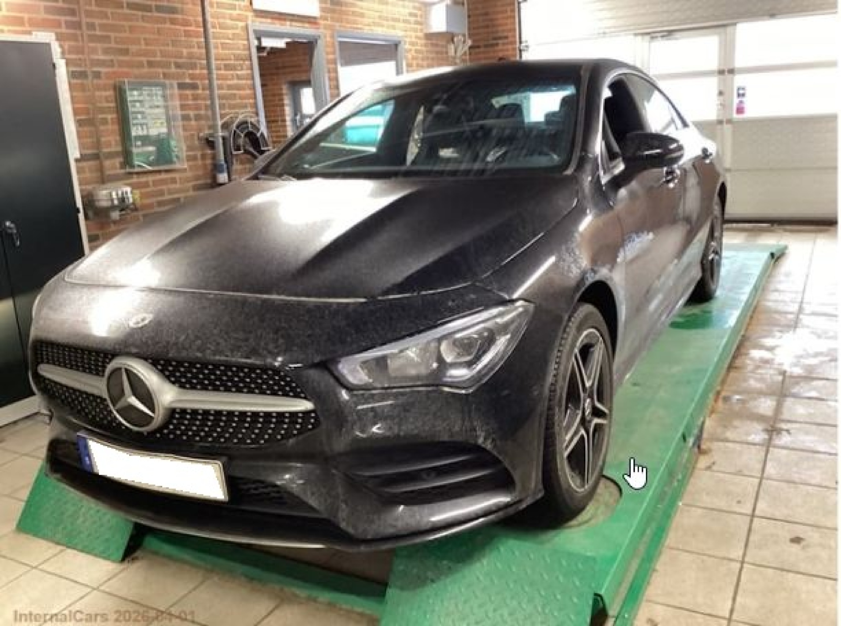 Mercedes-Benz CLA 250e AMG Line - Hybrid - Automatic - 160 hp - 37.790 km AMG Line