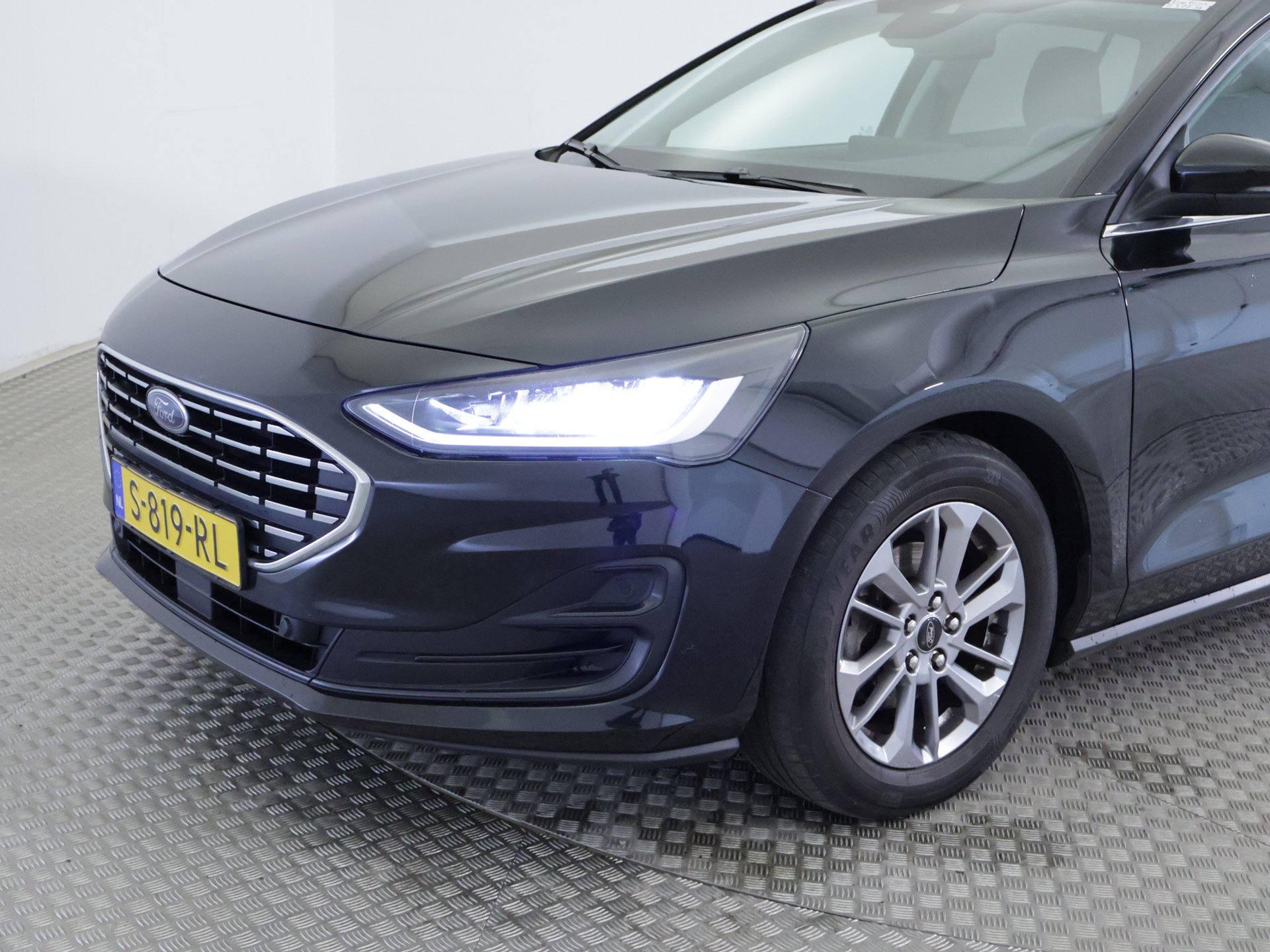 Ford Focus 1.0 EcoBoost Titanium - Petrol - Manual - 125 hp - 157.482 km
