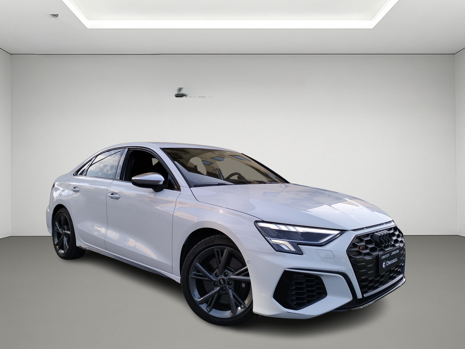 Audi S3 2.0 TFSI - Petrol - Automatic - 310 hp - 22.000 km 