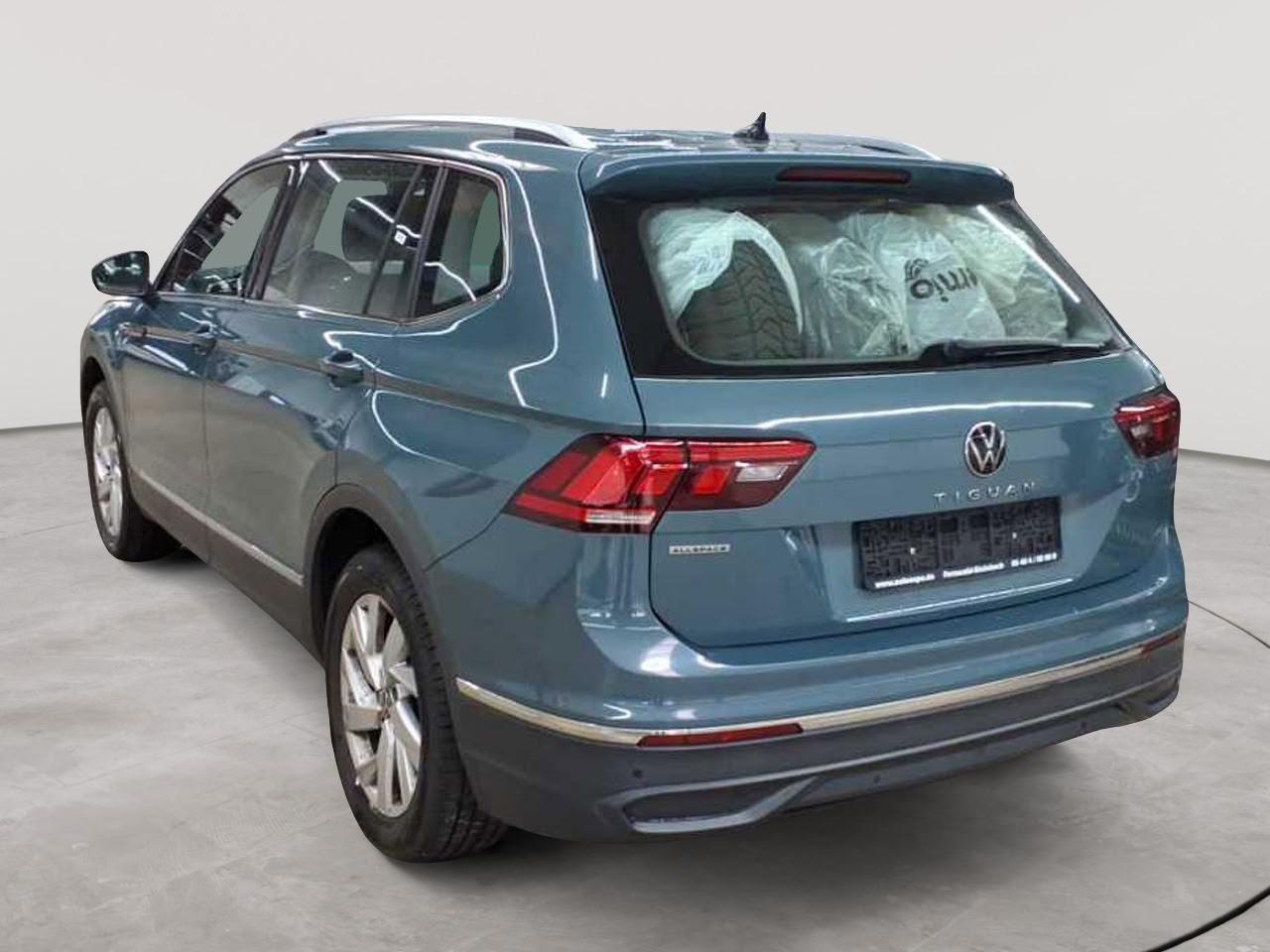 Volkswagen Tiguan Allspace 2.0 TDI Life - Diesel - Manual - 150 hp - 82.708 km