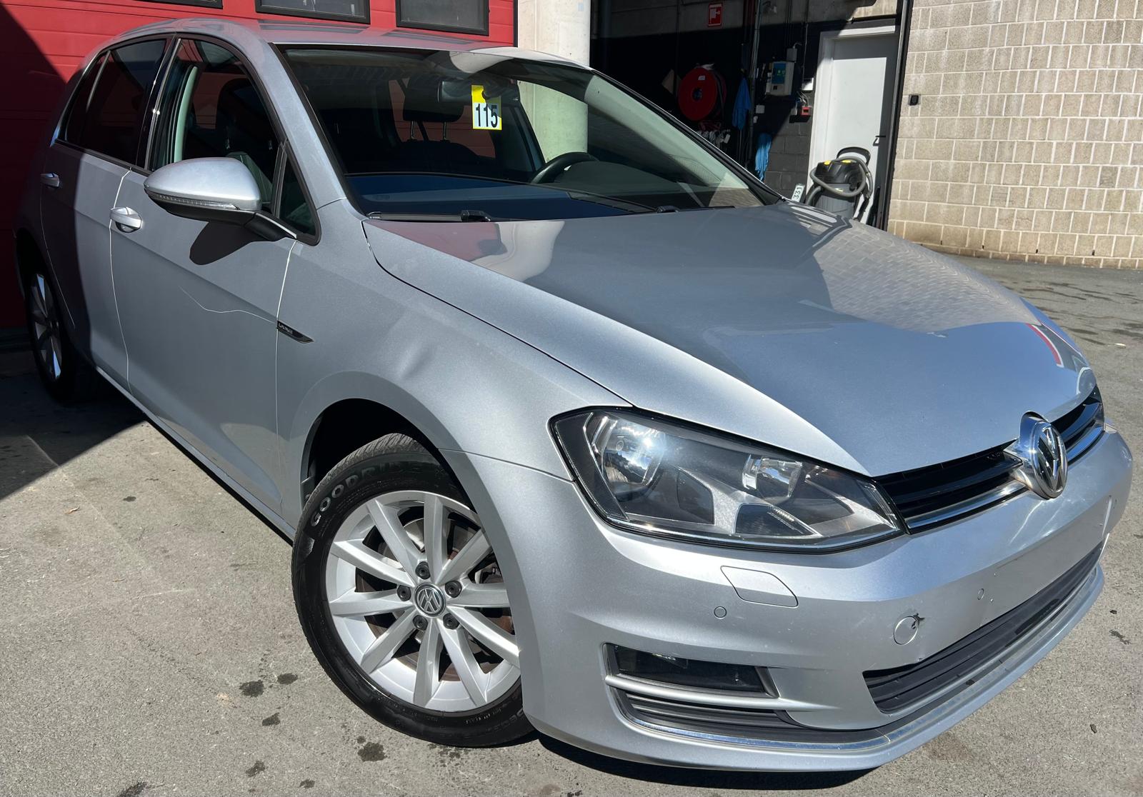 Volkswagen Golf 1.6 TDI Lounge - Diesel - Manual - 110 hp - 190.467 km Lounge