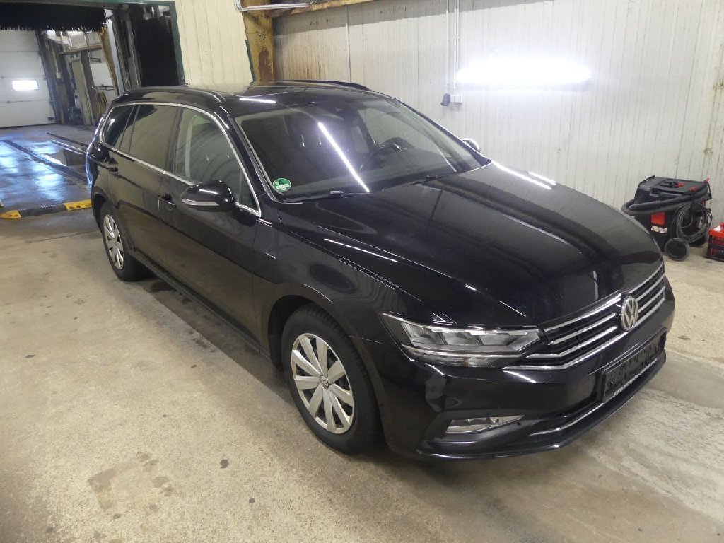 Volkswagen Passat Variant 2.0 TDI Business - Diesel - Automatic - 190 hp - 182.591 km Business