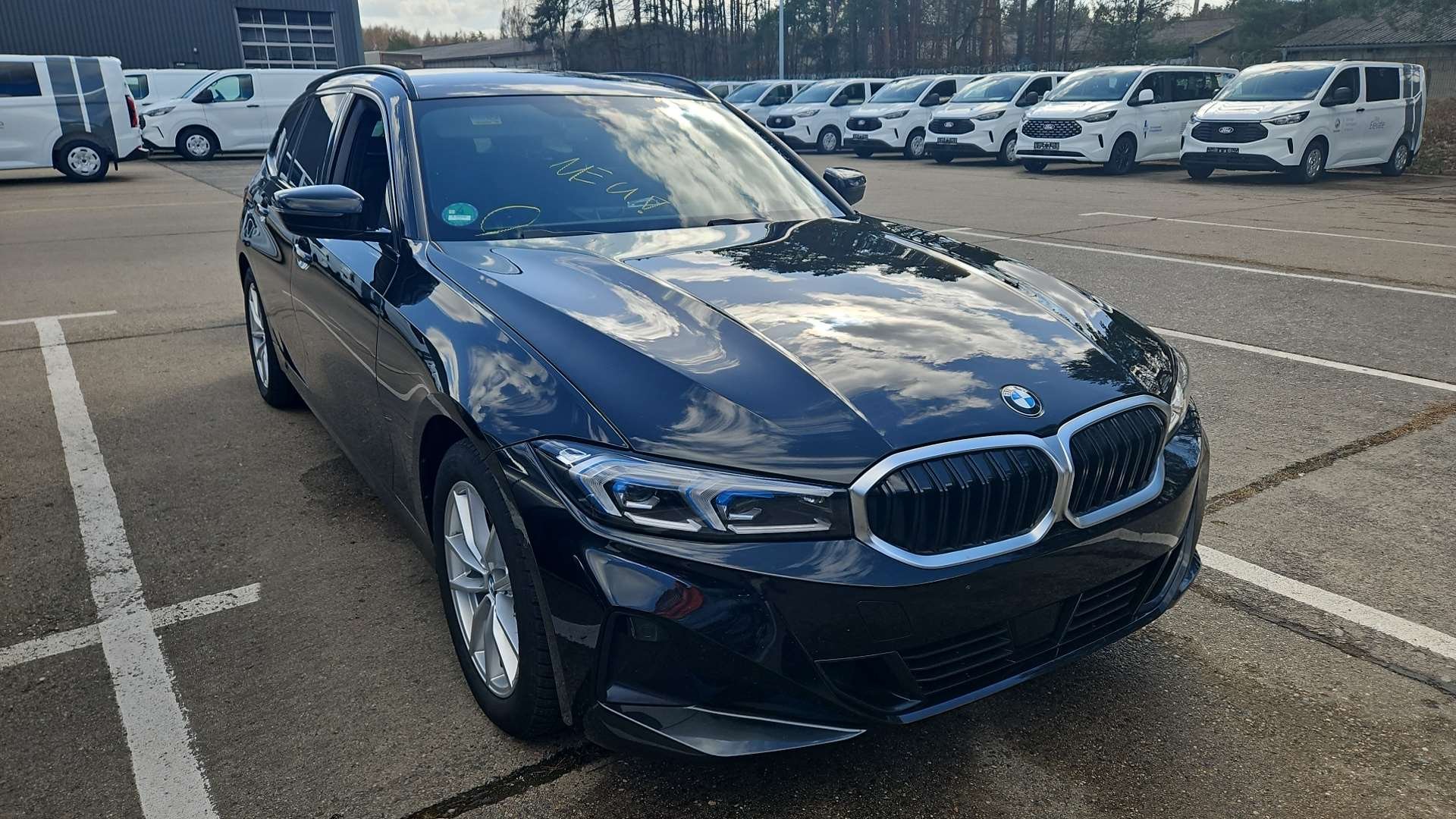 BMW 3 Series Touring 318d - Diesel - Automatic - 150 hp - 65.720 km 