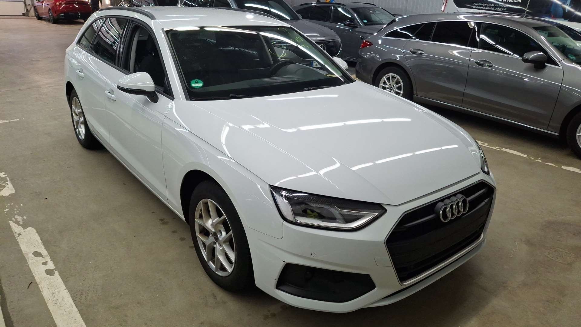 Audi A4 Avant 35 TDI - Diesel - Automatic - 163 hp - 77.250 km 