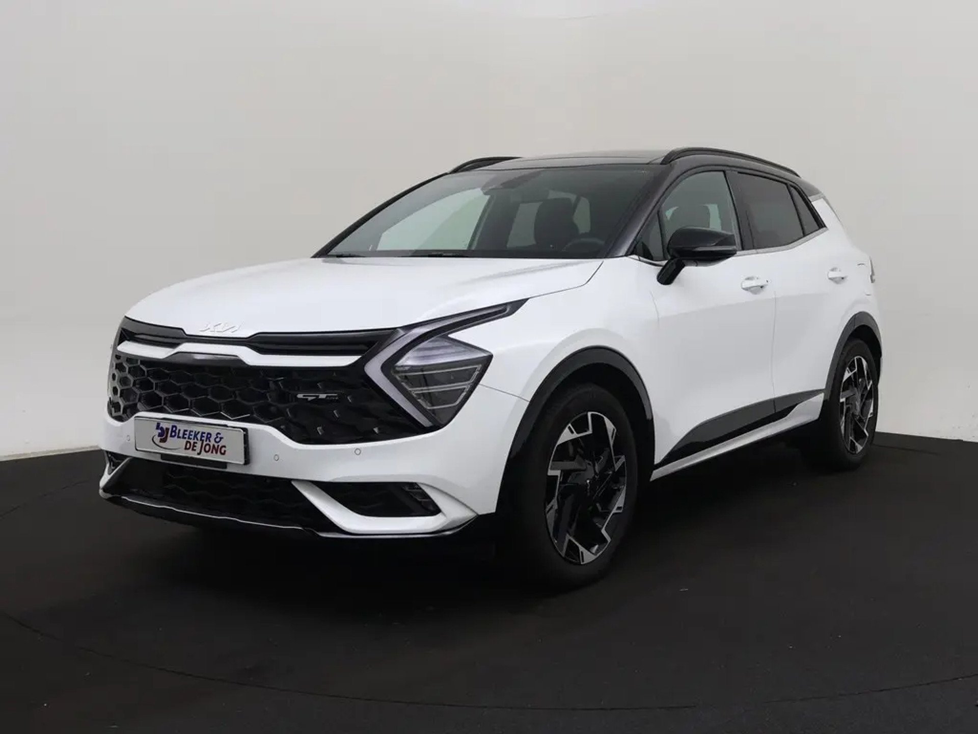 Kia Sportage 1.6 T-GDI GT Line - Hybrid - Automatic - 265 hp - 11.639 km