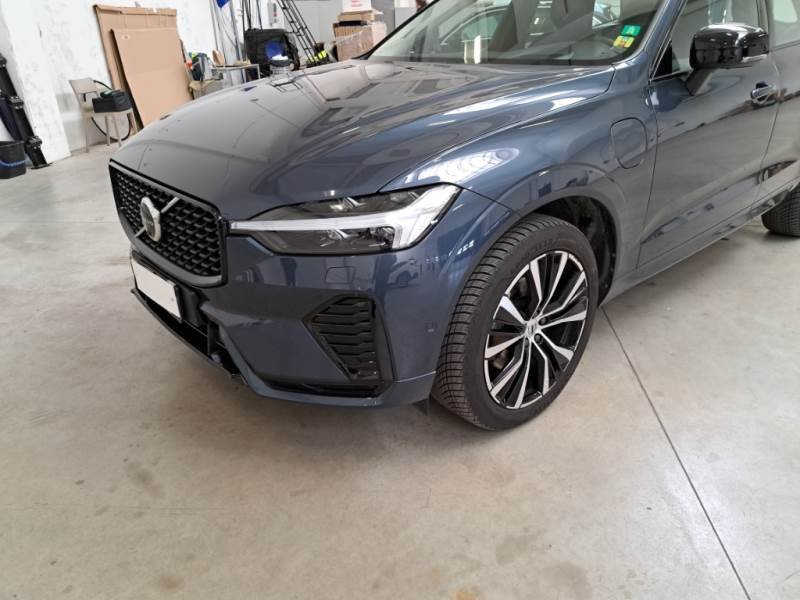 Volvo XC60 T8 Ultimate Dark - AWD - Hybrid - Automatic - 456 hp - 85.376 km