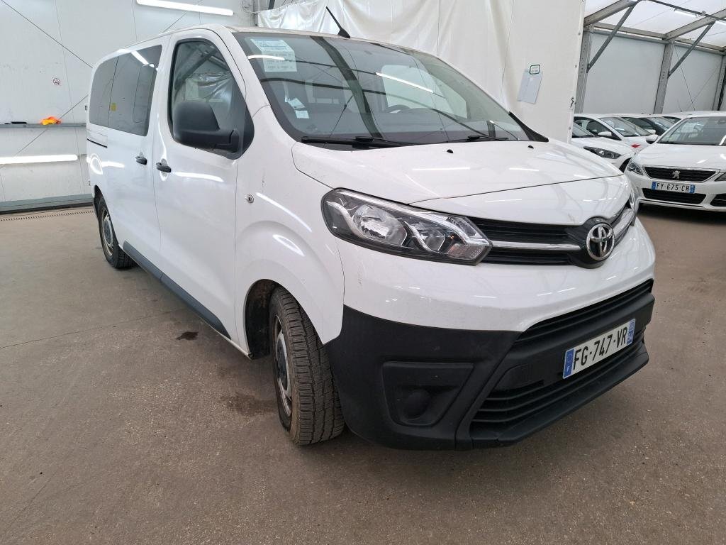 Toyota ProAce 1.5 Combi - Diesel - Manual - 120 hp - 44.258 km Combi