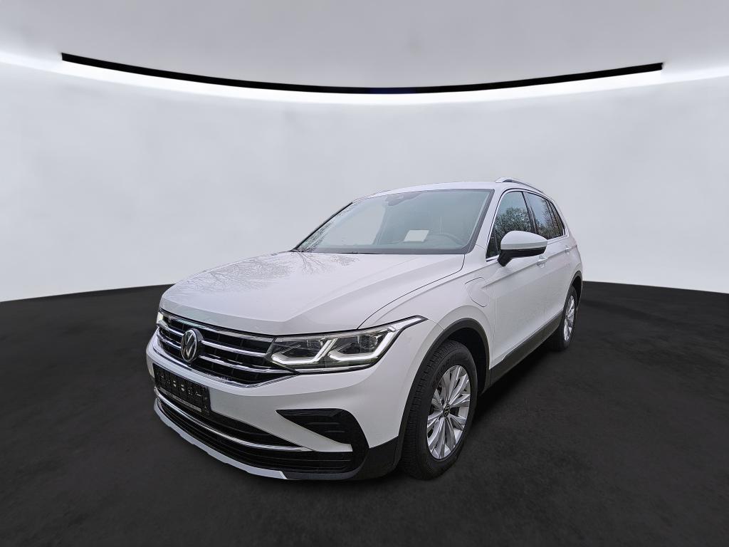 Volkswagen Tiguan 1.4 - Hybrid - Automatic - 244 hp - 37.762 km 
