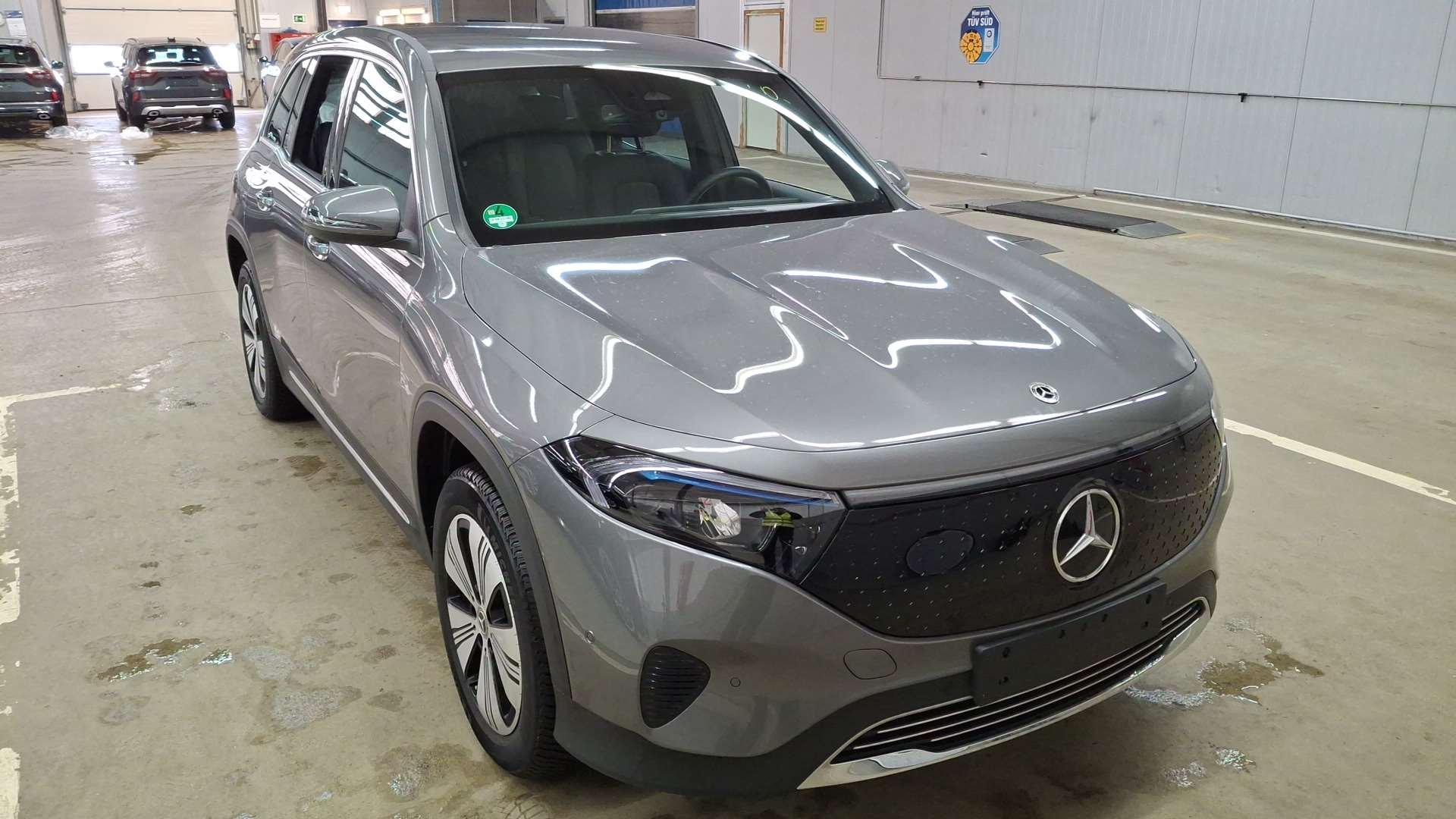 Mercedes-Benz EQB 250 - Electric - Automatic - 190 hp - 3.849 km 