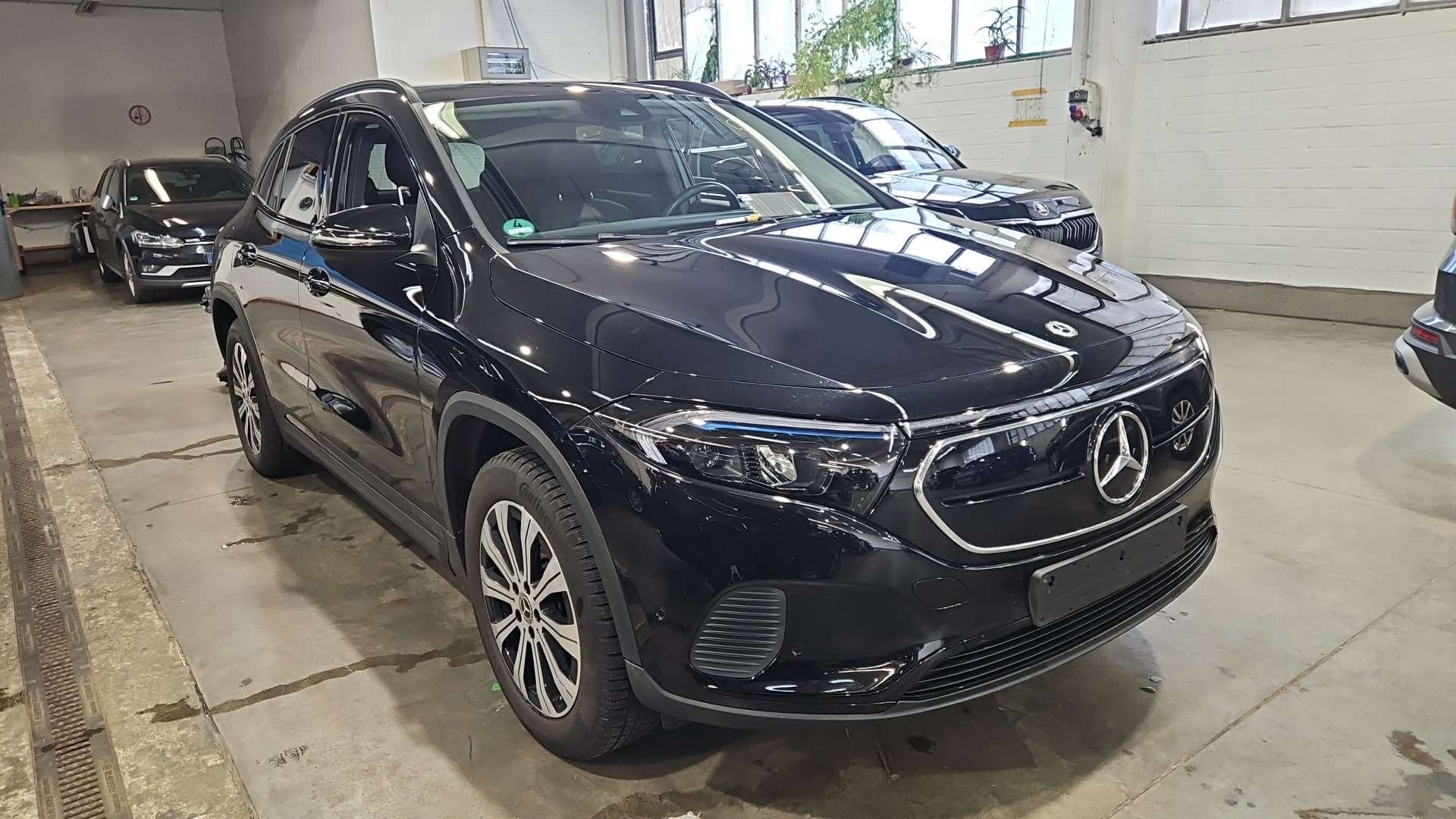 Mercedes-Benz EQA 250 - Electric - Automatic - 190 hp - 63.342 km 