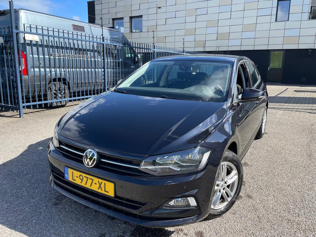 Volkswagen Polo 1.0 TSI Comfortline Business - Petrol - Manual - 95 hp - 82.290 km