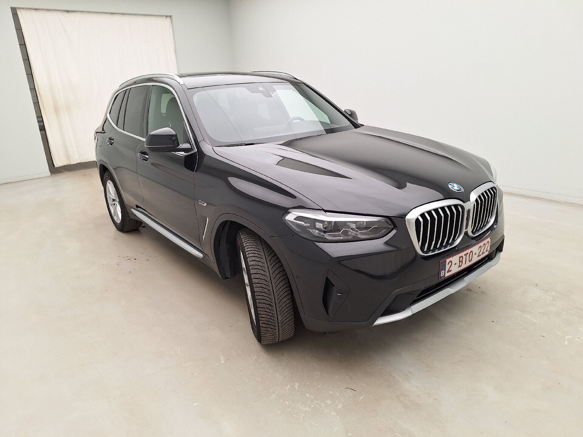 BMW X3 30e - xDrive - Hybrid - Automatic - 272 hp - 106.214 km 