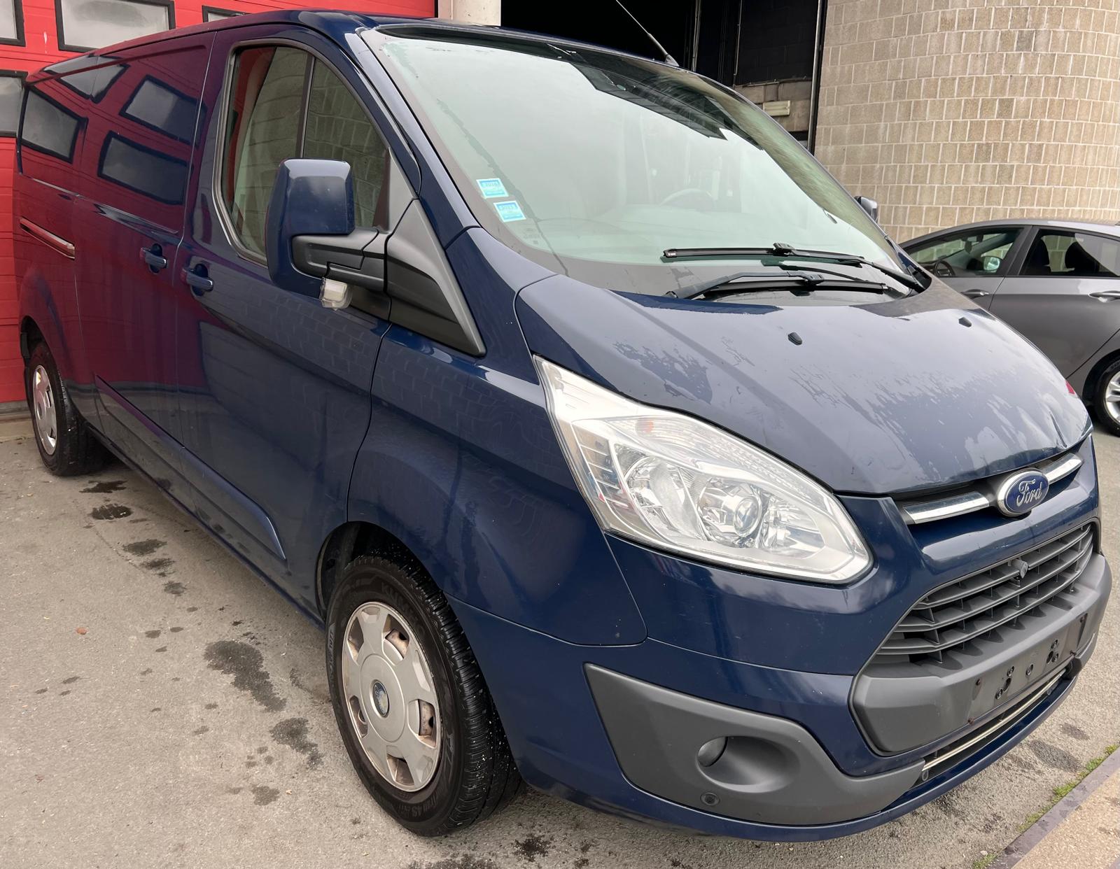 Ford Transit Custom 2.0 TDCI - Diesel - Manual - 130 hp - 176.793 km 