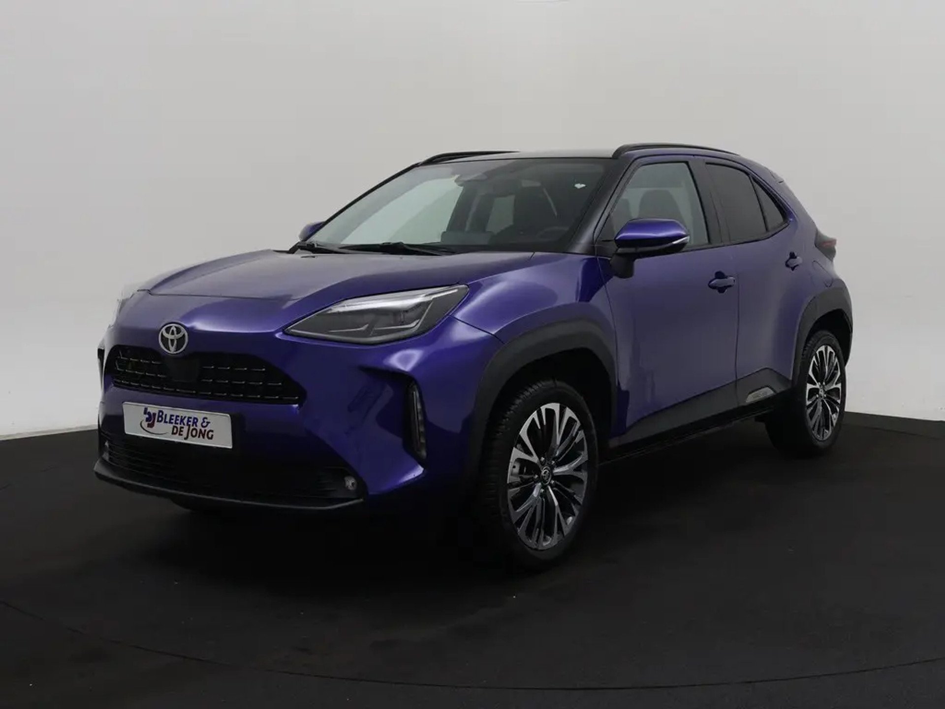 Toyota Yaris Cross - Hybrid - Automatic - 131 hp - 12.413 km