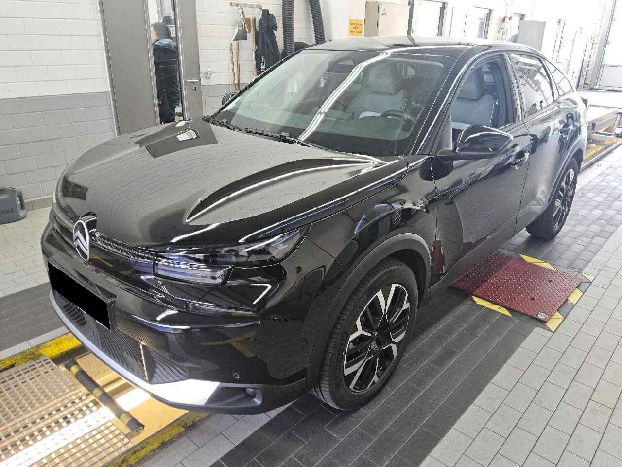 Citroën C4 - Petrol - Automatic - 136 hp - 918 km