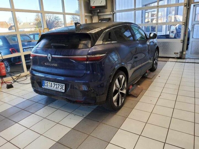 Renault Megane E-Tech - Electric - Automatic - 218 hp - 31.883 km