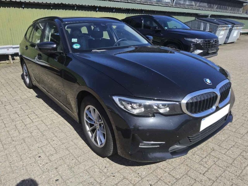 BMW 3 Series Touring - Diesel - Automatic - 150 hp - 144.219 km 