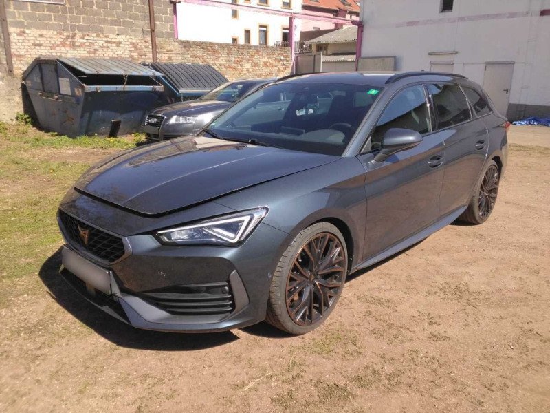 Cupra Leon Sportstourer - Petrol - Automatic - 310 hp - 35.332 km