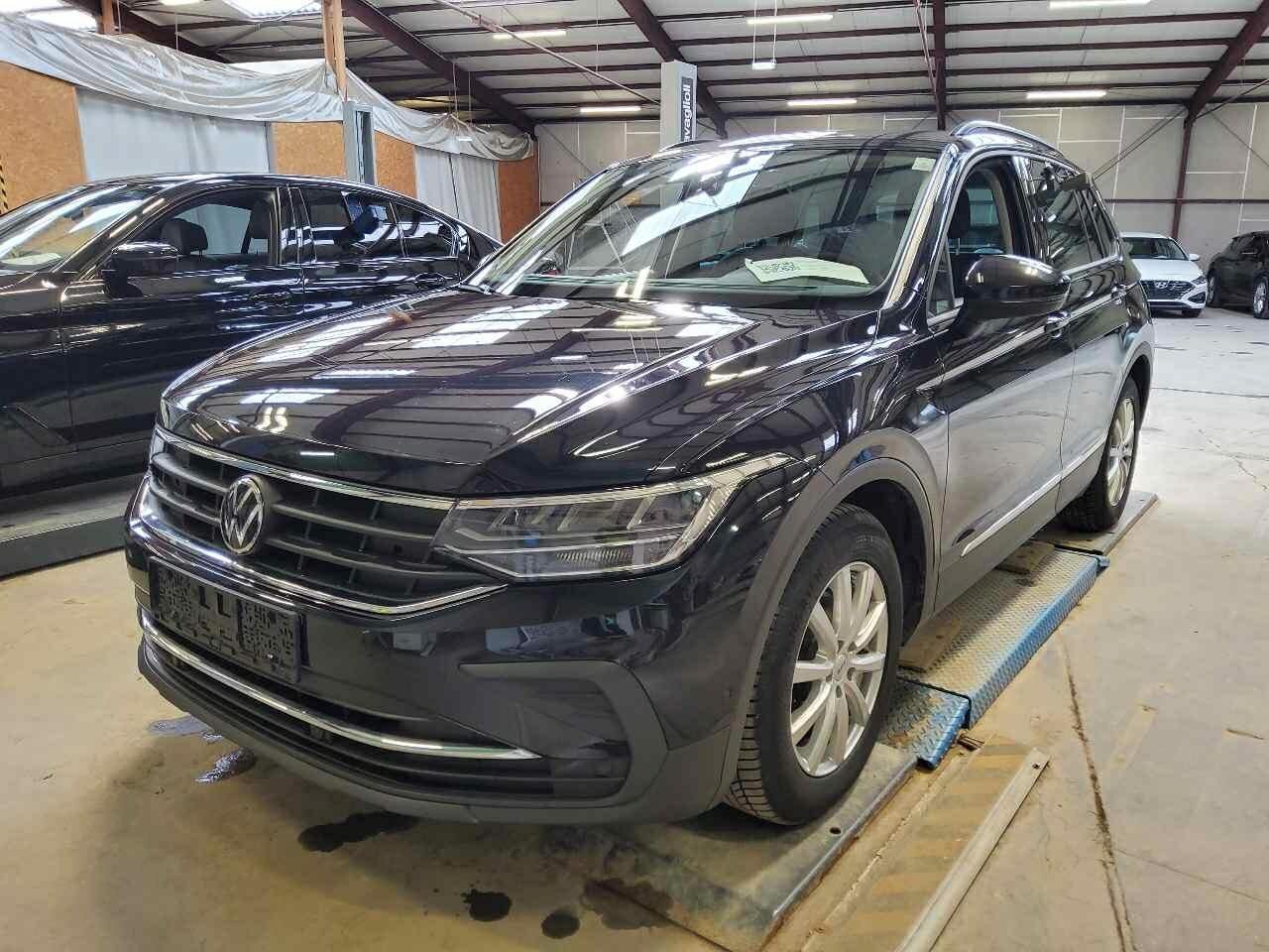 Volkswagen Tiguan 2.0 TDI Life - 4Motion - Diesel - Automatic - 150 hp - 145.211 km Life