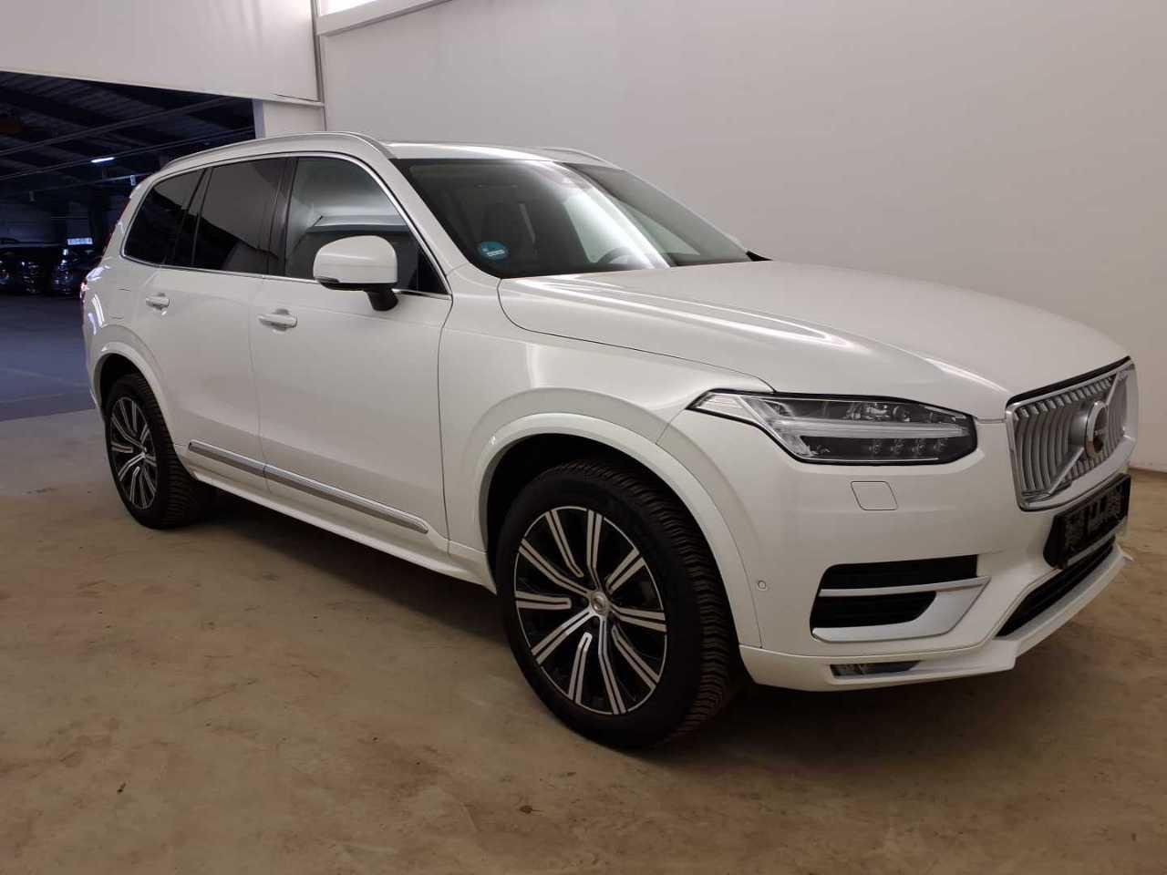 Volvo XC90 B5 Plus Bright - AWD - Petrol - Automatic - 235 hp - 24.823 km Plus Bright