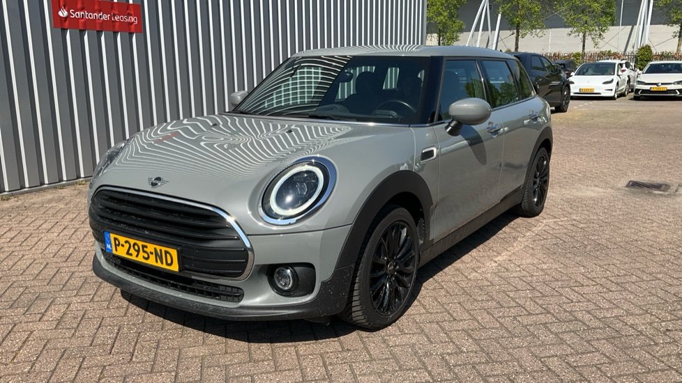 Mini Clubman One 1.5 Business - Petrol - Automatic - 102 hp - 160.552 km