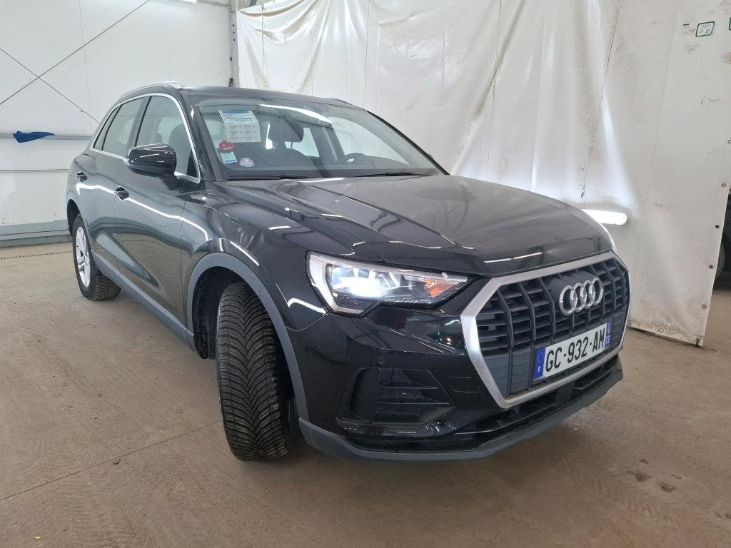 Audi Q3 45 TFSIe Design - Hybrid - Automatic - 245 hp - 60.180 km Design