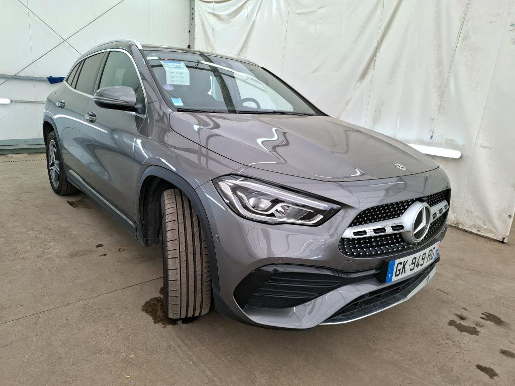 Mercedes-Benz GLA 250e AMG Line - Hybrid - Automatic - 218 hp - 34.351 km AMG Line