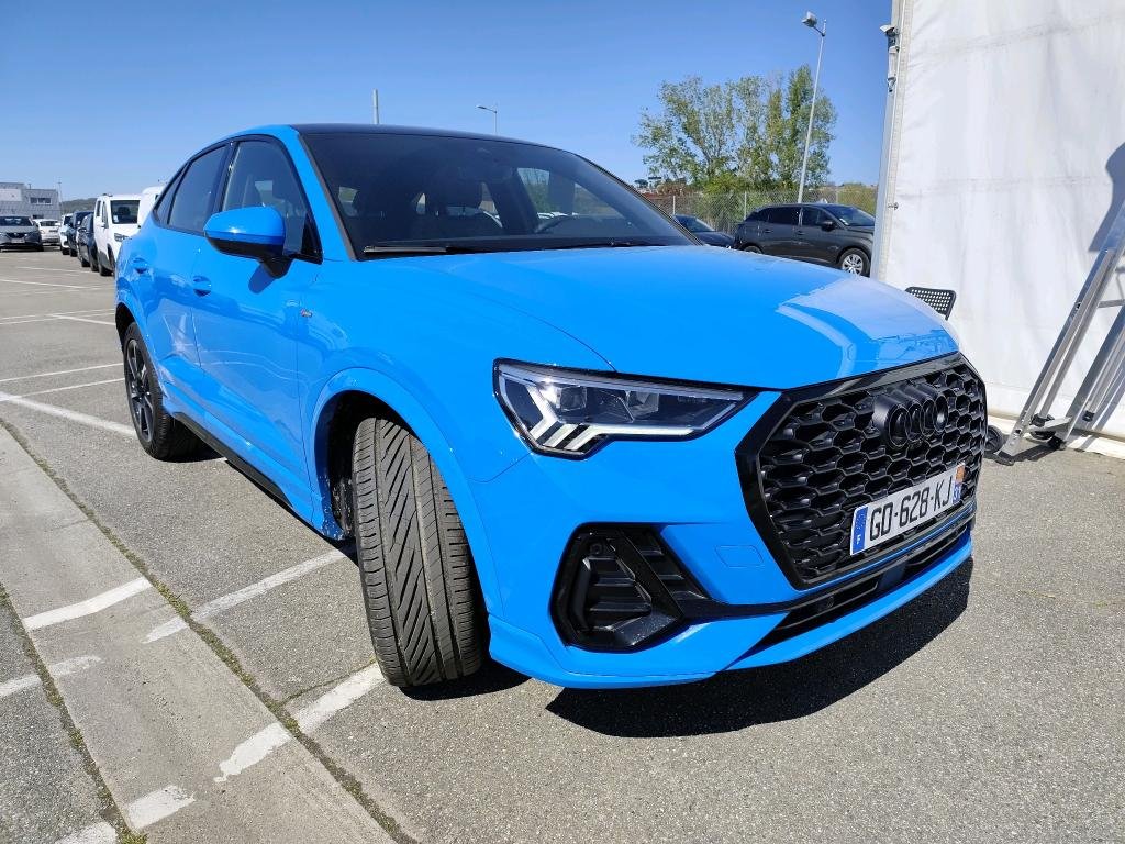 Audi Q3 Sportback 45 TFSIe S Line - Hybrid - Automatic - 245 hp - 54.874 km S Line