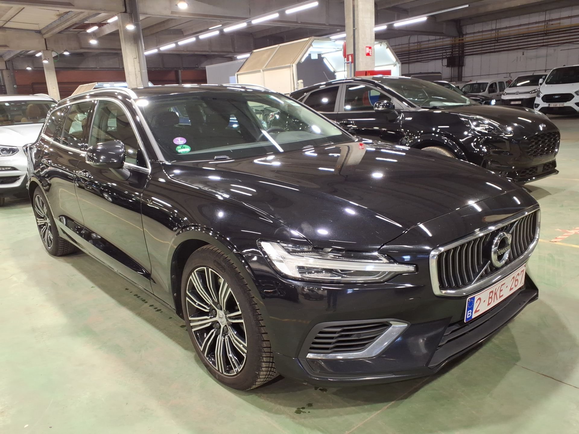 Volvo V60 T6 Inscription Expression - AWD - Hybrid - Automatic - 253 hp - 148.454 km Inscription Expression