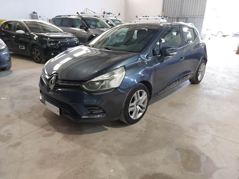 Renault Clio 1.5 DCI Zen - Diesel - Manual - 90 hp - 57.525 km Zen