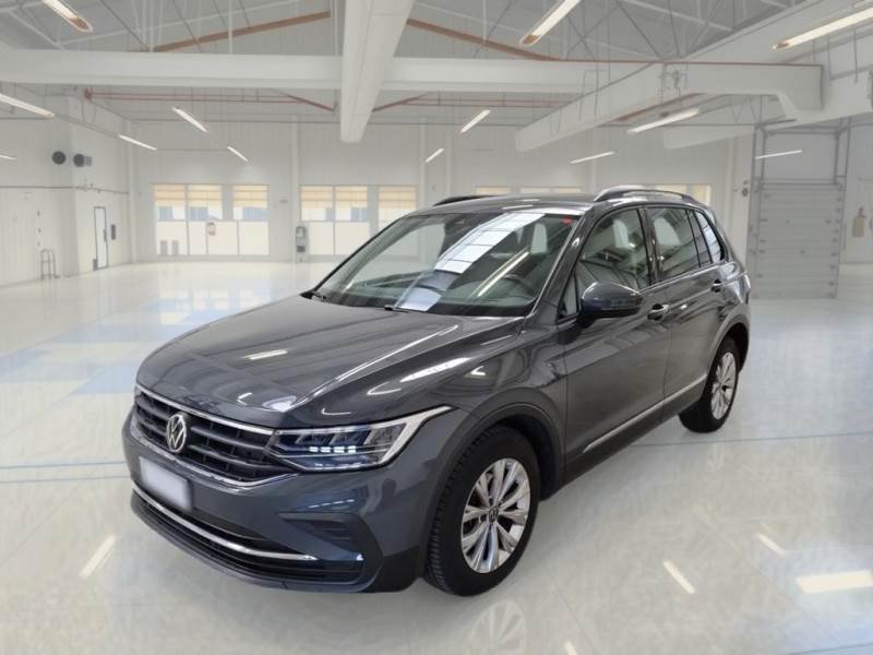 Volkswagen Tiguan 2.0 TDI Life - Diesel - Automatic - 150 hp - 67.742 km Life