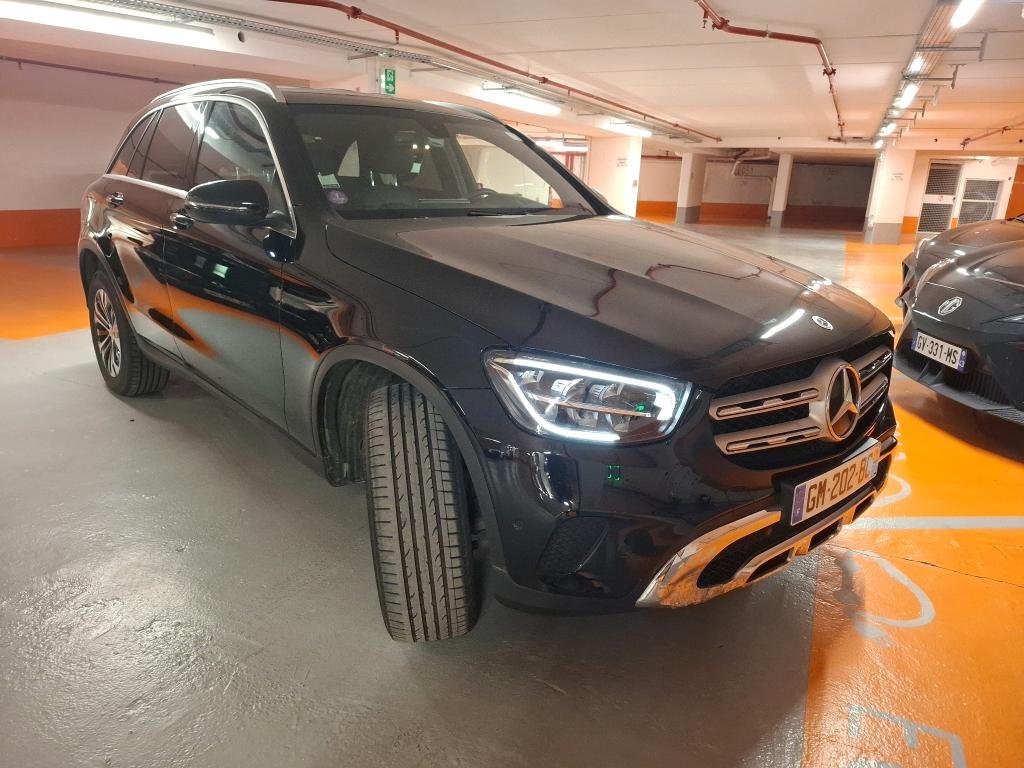 Mercedes-Benz GLC 300de Business Line - 4-Matic - Hybrid - Automatic - 306 hp - 81.352 km Business Line