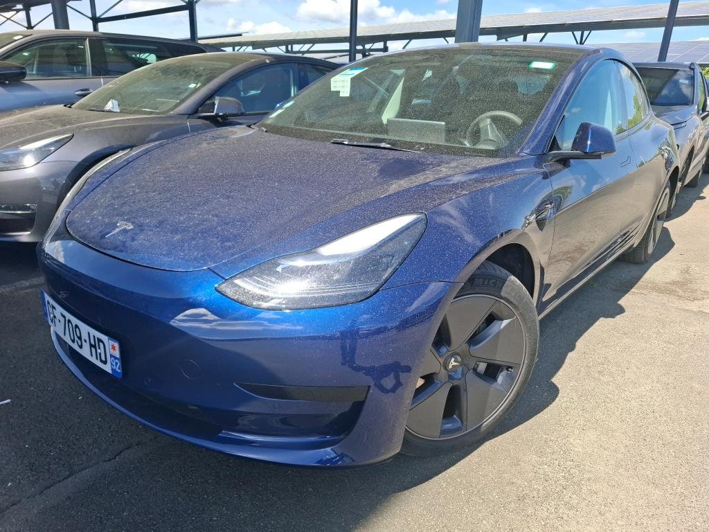 Tesla Model 3 - Electric - Automatic - 306 hp - 60.222 km