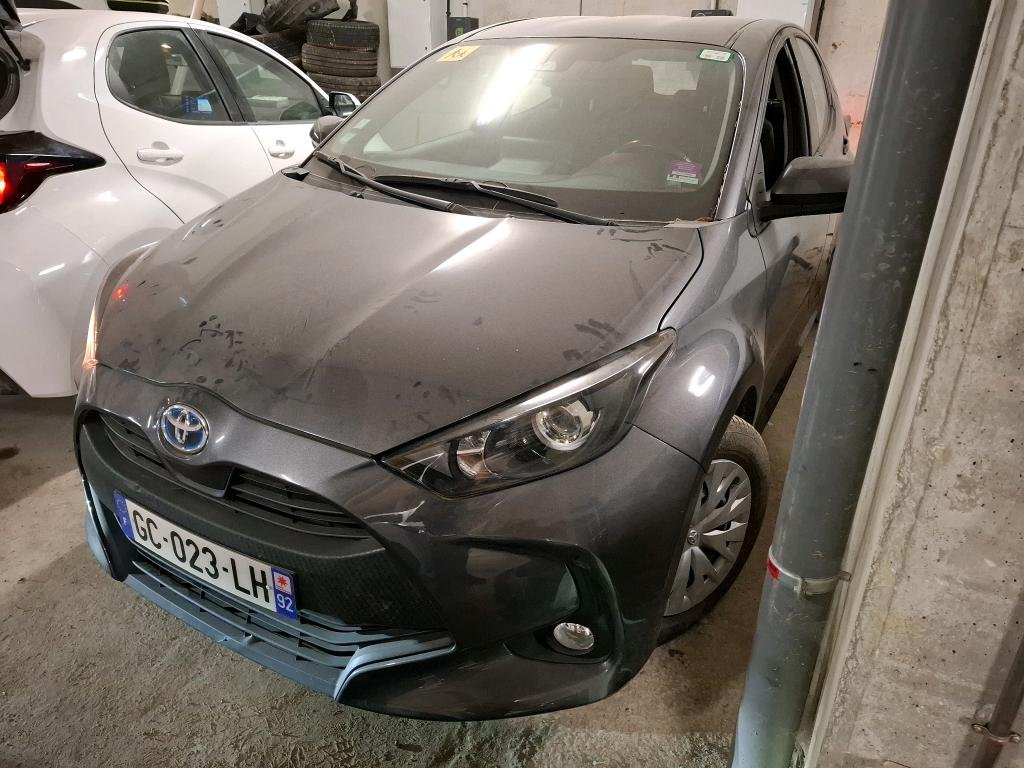 Toyota Yaris 1.5 Dynamic Business - Hybrid - Automatic - 116 hp - 38.955 km