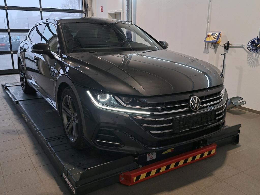 Volkswagen Arteon Shooting Brake 2.0 TDI R-Line - Diesel - Automatic - 199 hp - 61.422 km R-Line