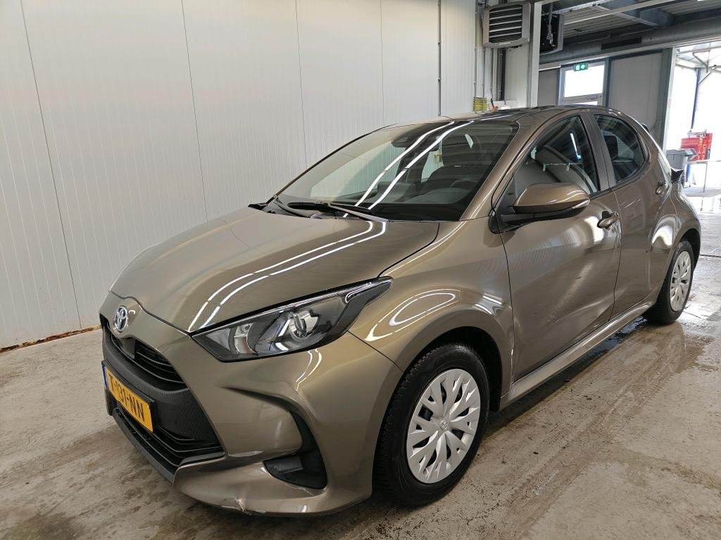 Toyota Yaris 1.5 Active - Hybrid - Automatic - 92 hp - 54.020 km