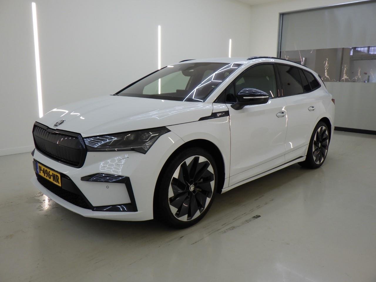 Skoda Enyaq 80 Sportline - Electric - Automatic - 204 hp - 127.859 km