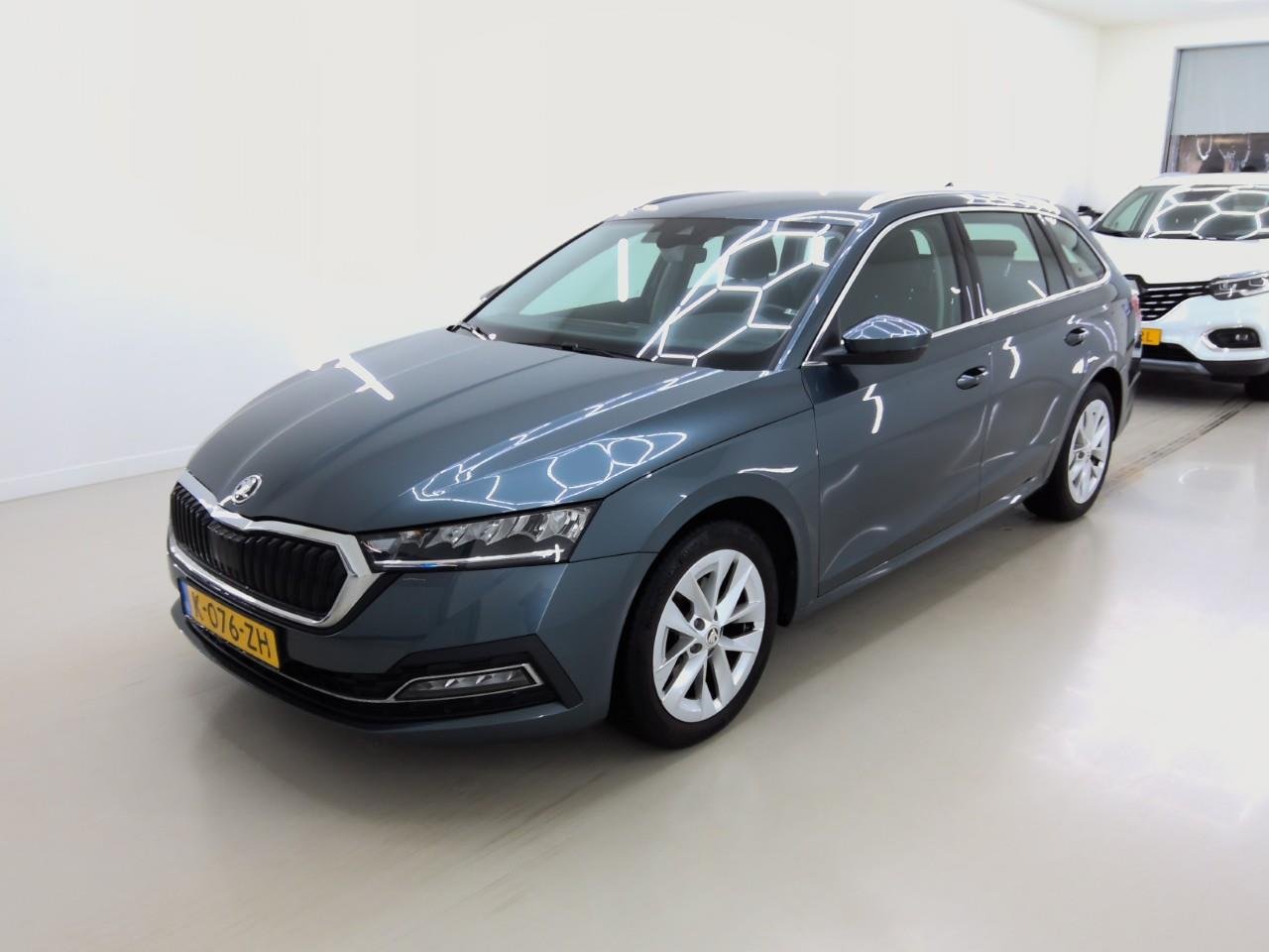 Skoda Octavia Combi 1.0 TSI Ambition - Petrol - Automatic - 110 hp - 98.557 km