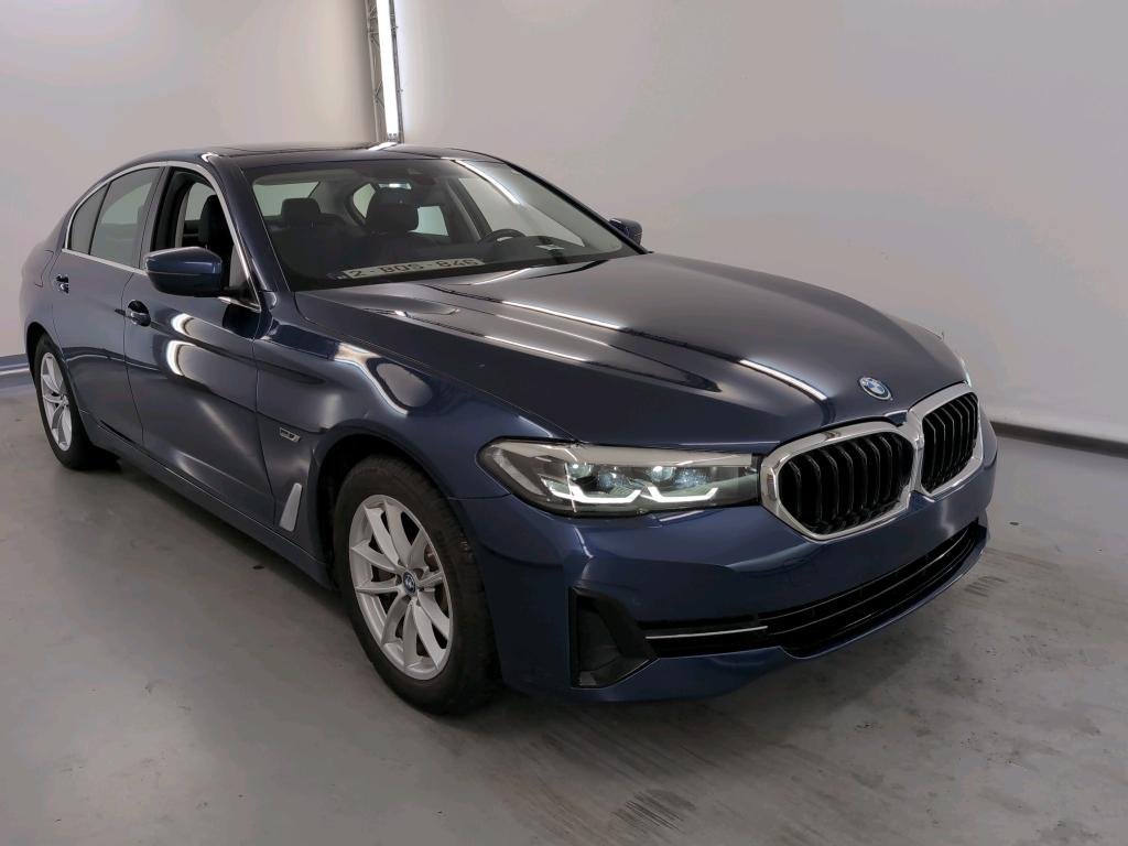 BMW 5 Series 520e - Hybrid - Automatic - 163 hp - 44.399 km 