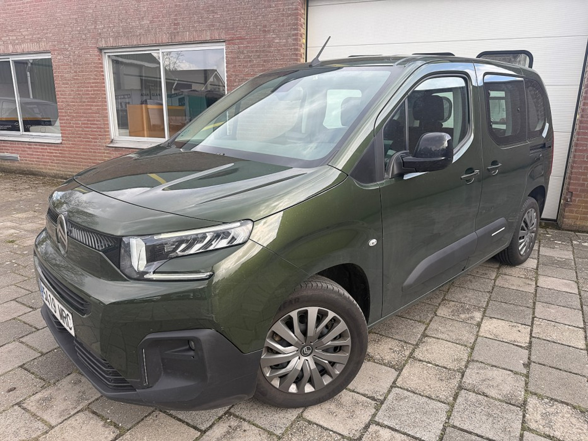 Citroën Berlingo 1.5 HDI Plus - Diesel - Manual - 101 hp - 18.832 km