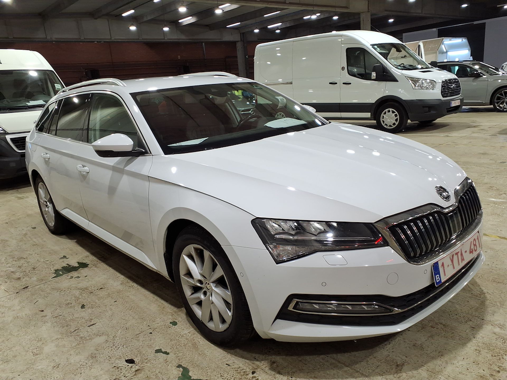 Skoda Superb Combi 2.0 Style - Diesel - Automatic - 122 hp - 168.412 km Style
