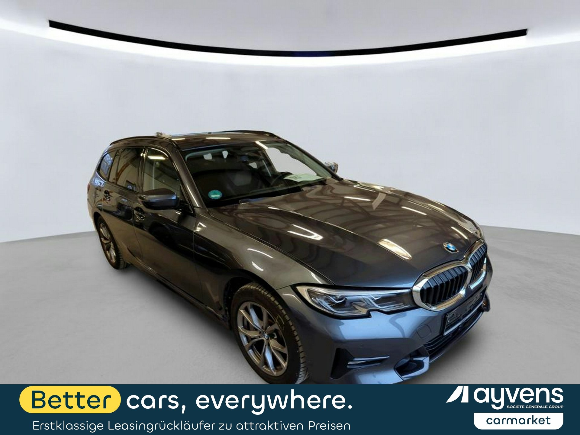BMW 3 Series Touring 330e Sport Line - xDrive - Hybrid - Automatic - 184 hp - 89.707 km Sport Line