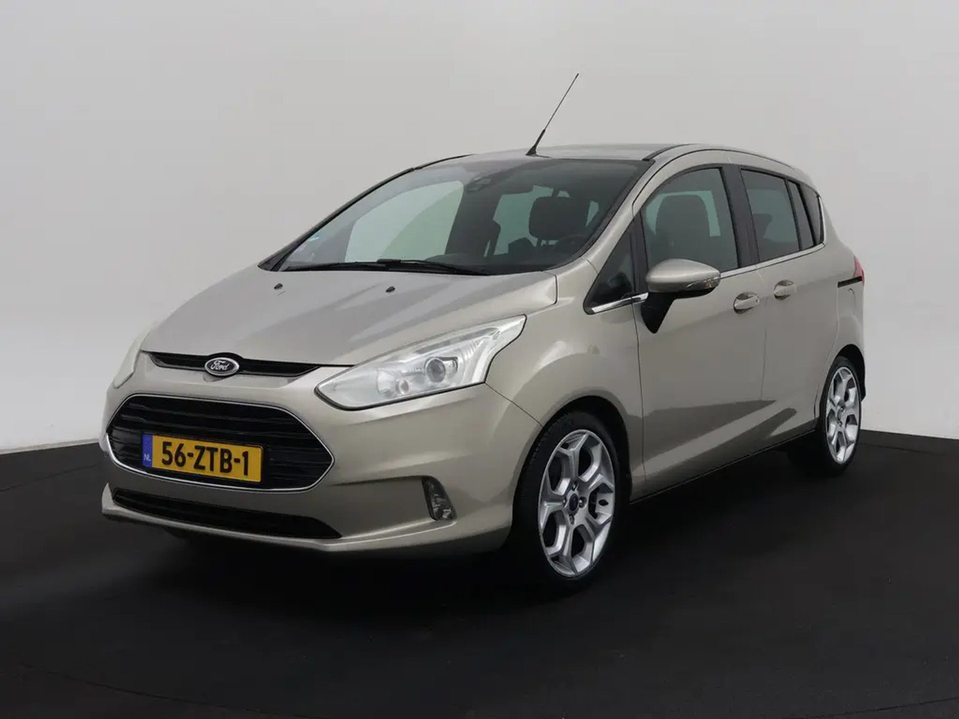 Ford B-MAX 1.0 EcoBoost Titanium - Petrol - Manual - 101 hp - 152.072 km