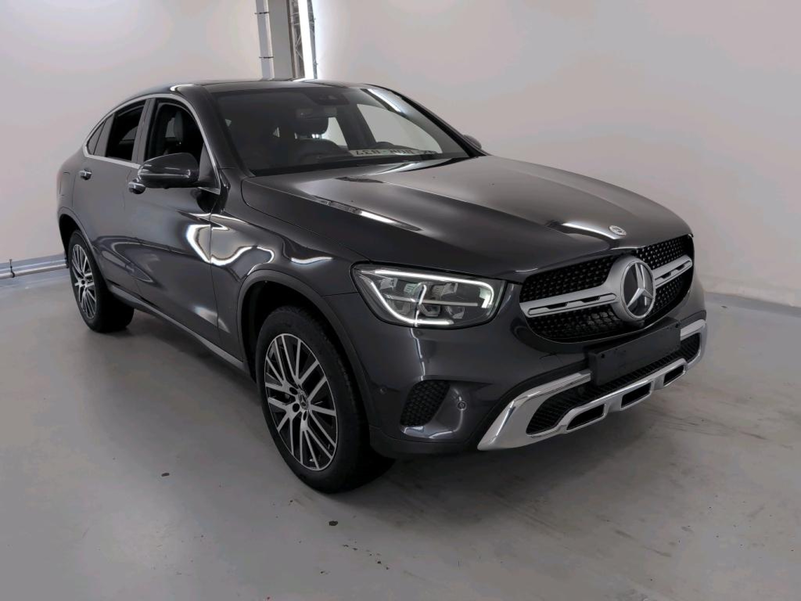 Mercedes-Benz GLC 300de - Hybrid - Automatic - 194 hp - 89.294 km 