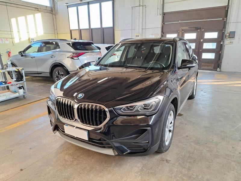 BMW X1 25e Business Advantage - xDrive - Hybrid - Automatic - 220 hp - 85.523 km Business Advantage