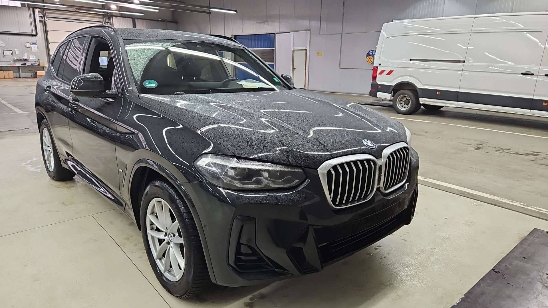 BMW X3 30e - xDrive - Hybrid - Automatic - 292 hp - 90.133 km 