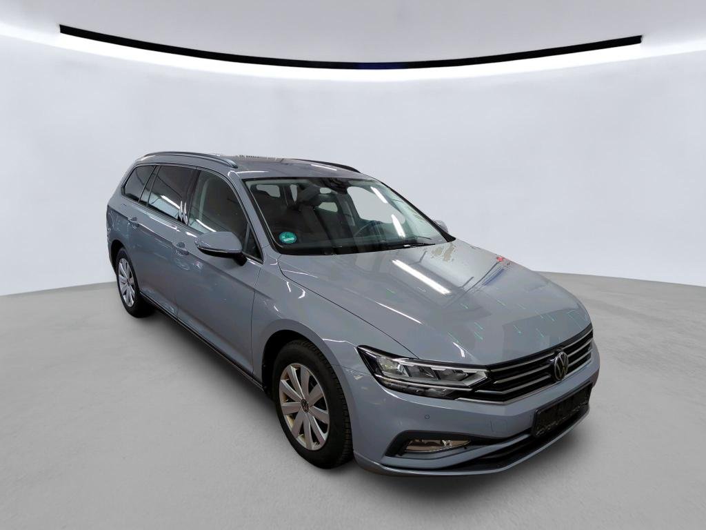 Volkswagen Passat Variant 2.0 TDI - Diesel - Automatic - 150 hp - 176.118 km 